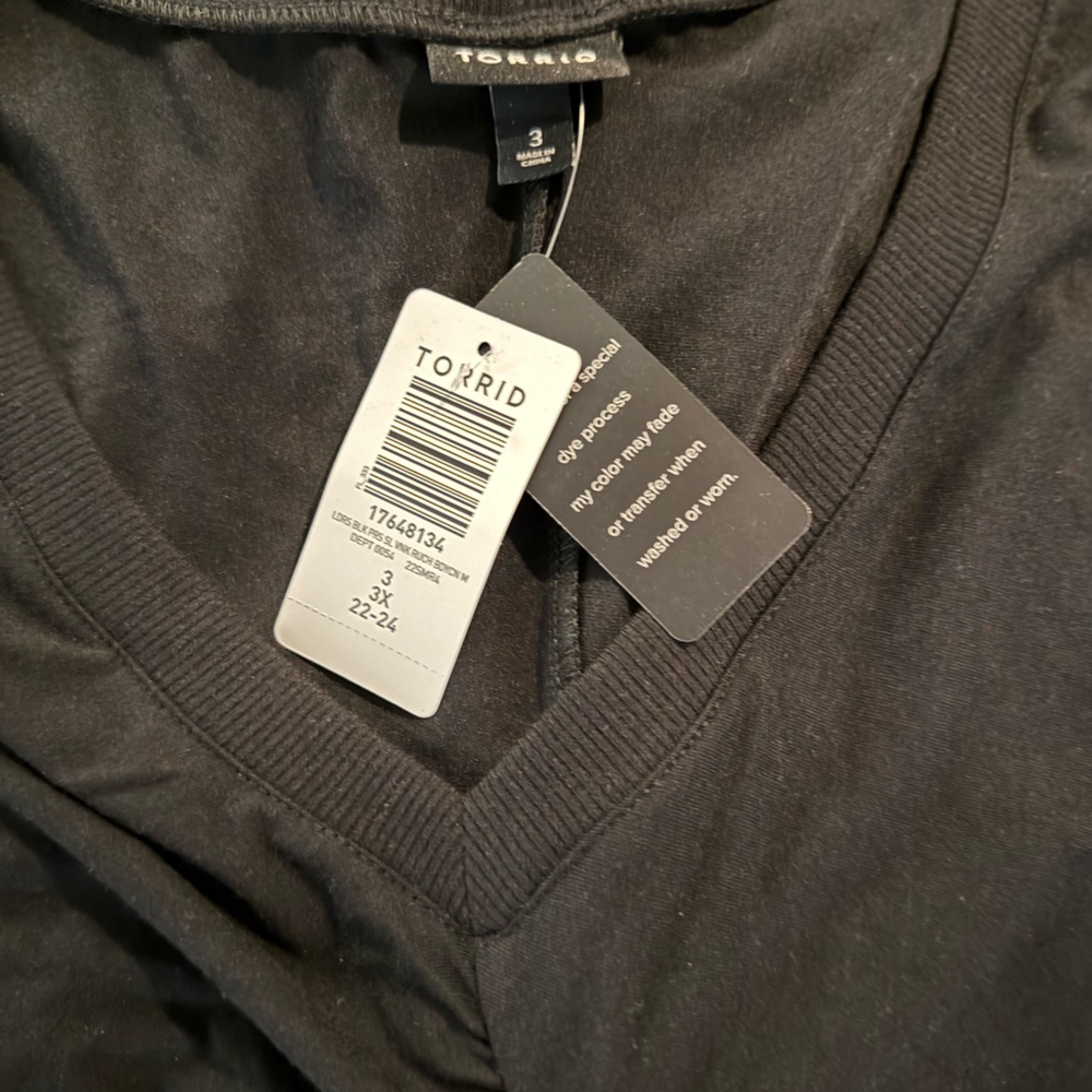 Torrid Black Ruched Midi Dress - Picture 6 of 7